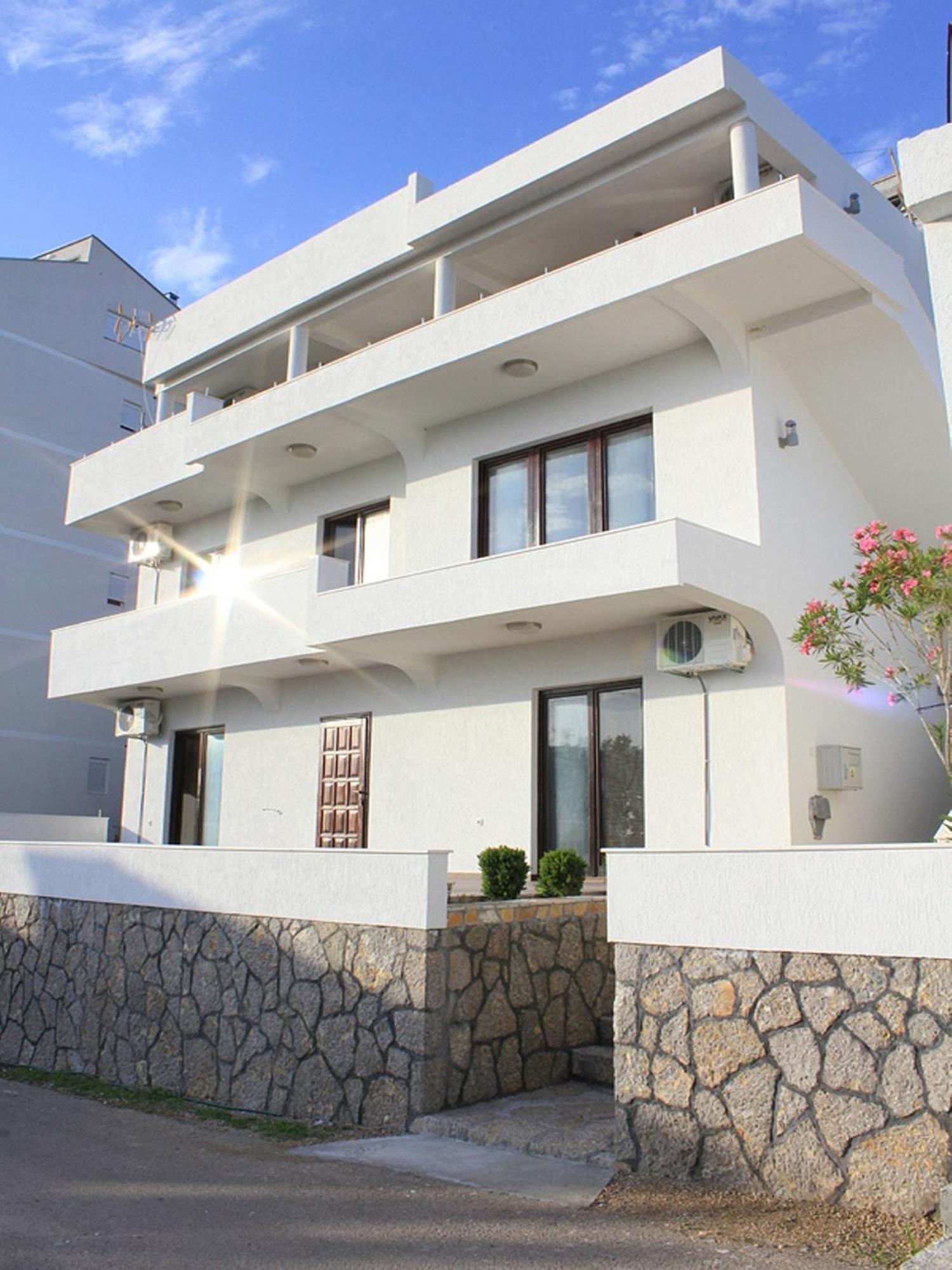 Days Inn Apartments Ulcinj Eksteriør billede